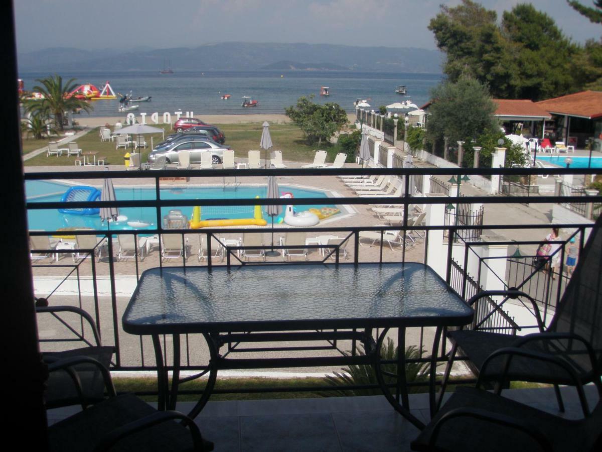 Umbrella Beach Apartments Kávos Exterior foto