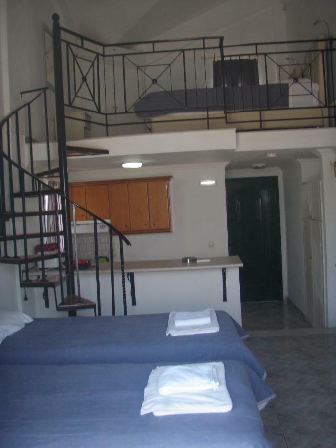 Umbrella Beach Apartments Kávos Exterior foto